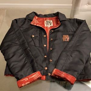 JPG listed at wrong price,contacted customer service with the Typo issue.